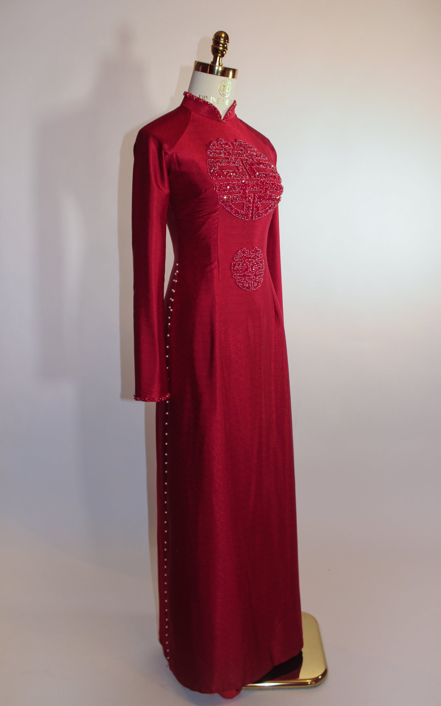 Kathryn Ao Dai