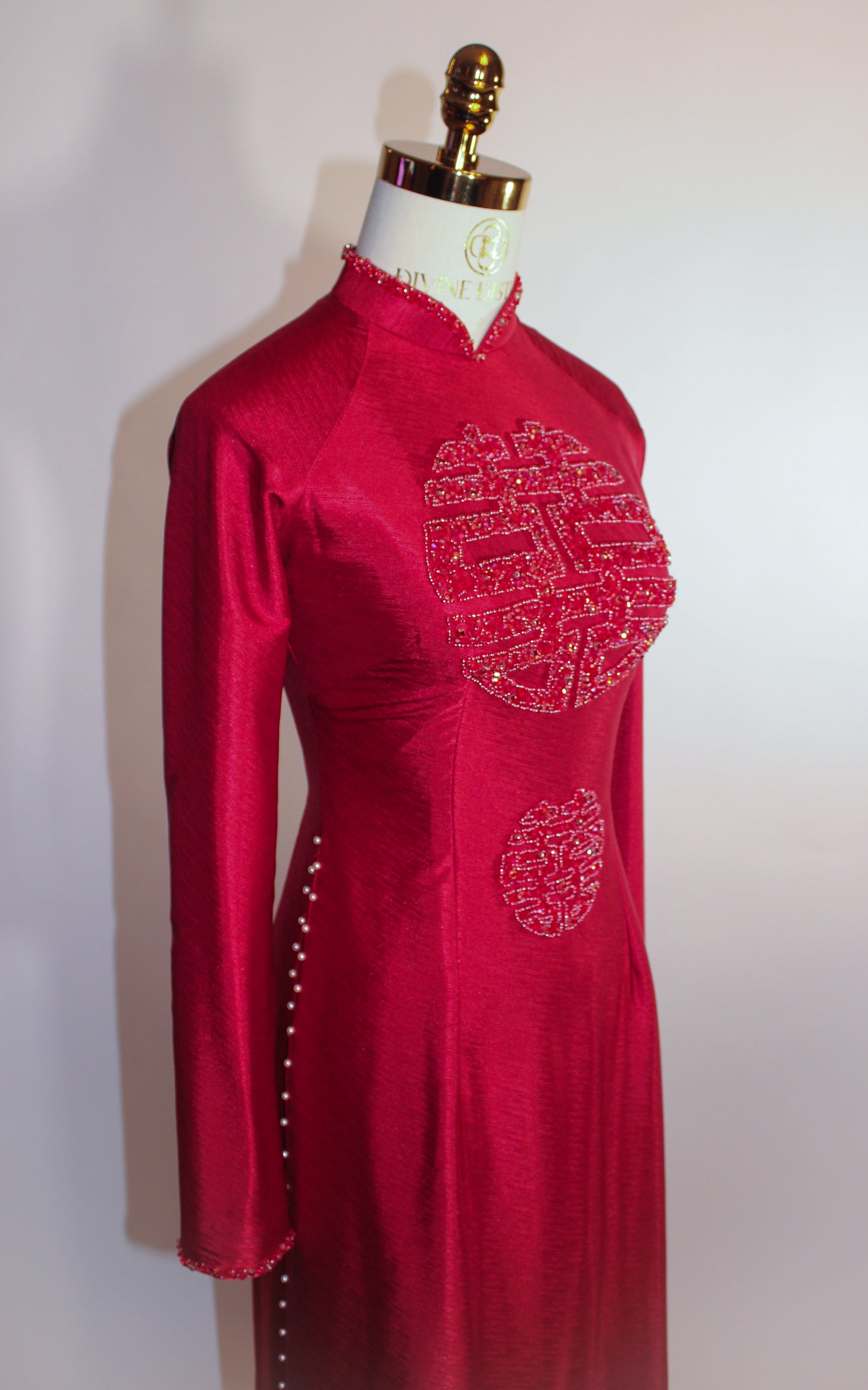 Kathryn Ao Dai