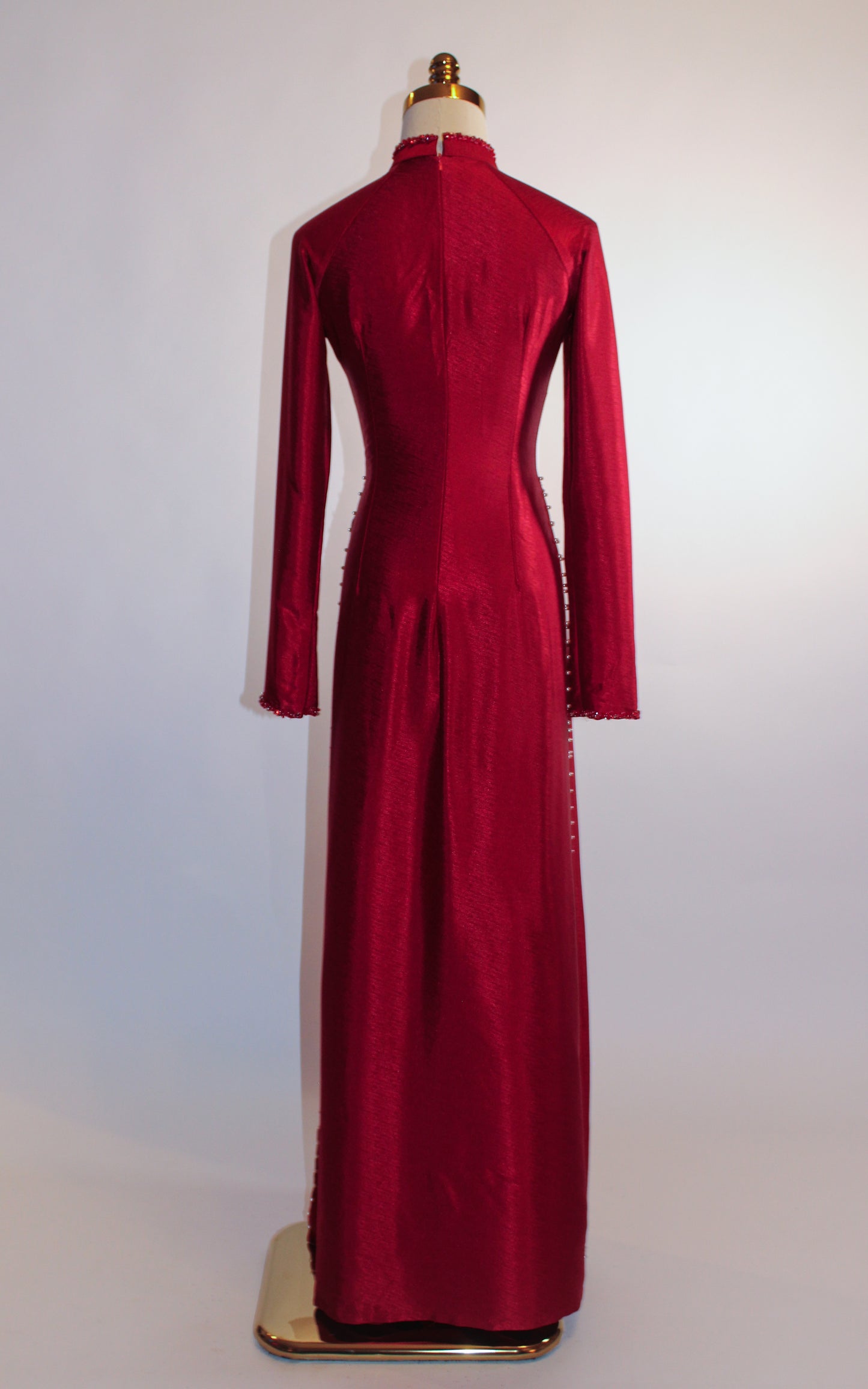 Kathryn Ao Dai